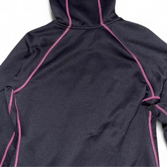 Nike Women's Black and Pink Hoodie Sweater - Picture 5 of 7